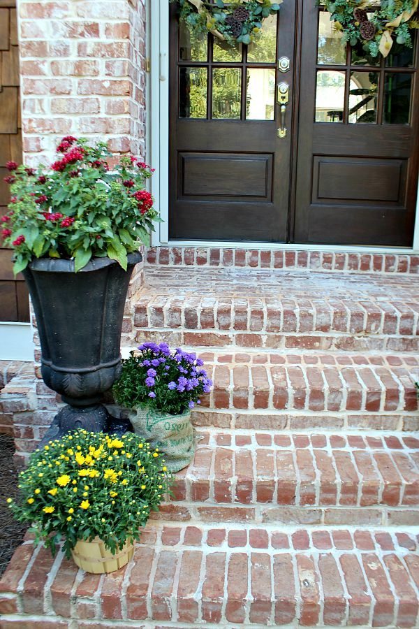 Refreshing your door with easy to use get stain. Nothing says welcome like a beautiful entry refreshrestyle.com
