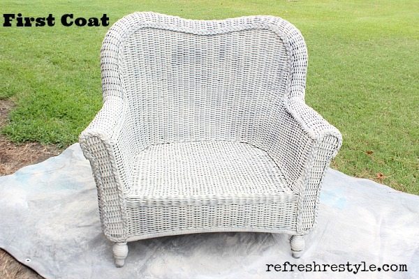 How to Painti Wicker Furniture