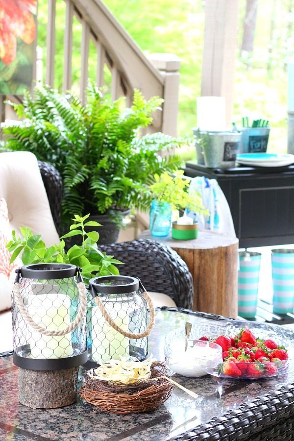 Patio party decor ideas and a recipe