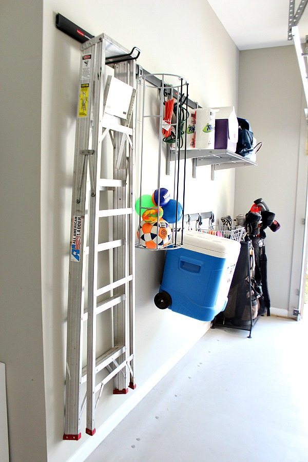 Easy Garage Storage Using the Rubbermaid FastTrack System - Life