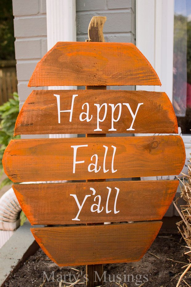 Fence-Board-Pumpkins-fall