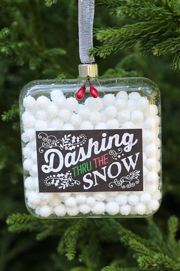 Dashing Thru The Snow ornament with chalkboard label at refreshrestyle.com