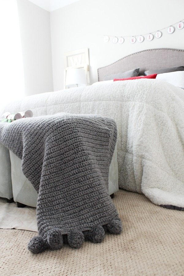 Pom Pom throw for Guest room Christmas Red and Gray