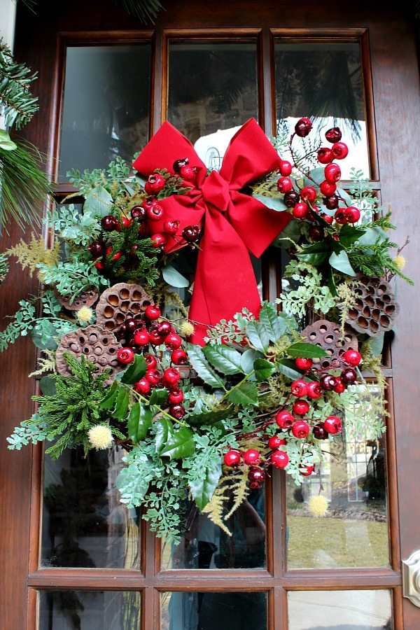 Winter wreath is the recycled summer wreath