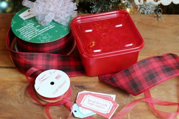 Use Ziploc containers for your Christmas goodies to stay fresh add ribbon and a gift tag for giving