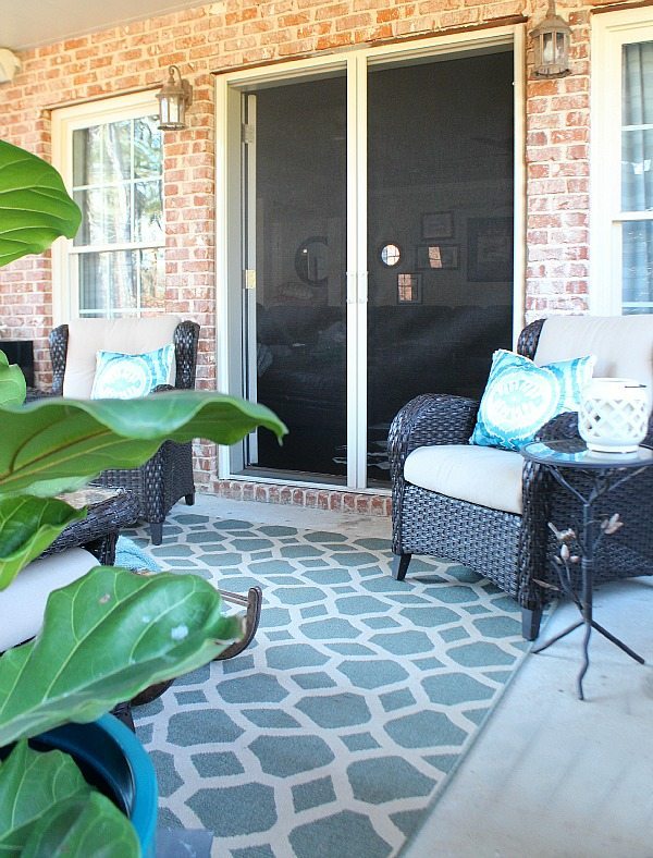 Winter patio at Refresh Restyle