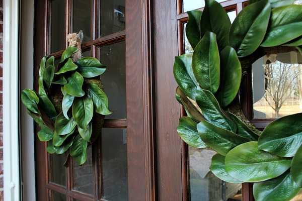 Double door - Get creative - Ingredients for making a beautiful realistic looking affordable magnolia wreath