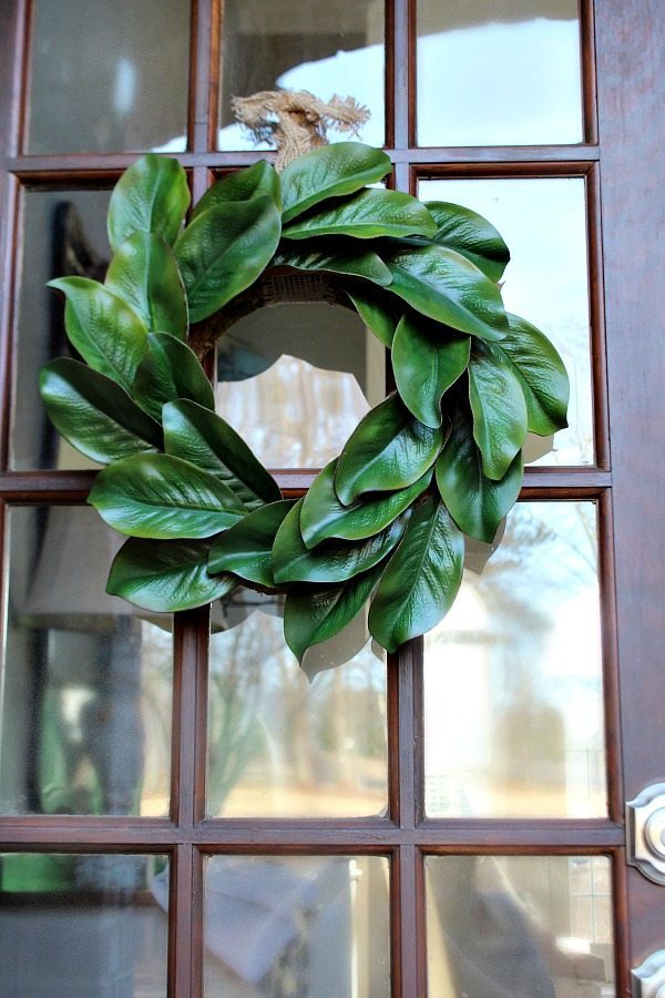 Get creative - Ingredients for making a beautiful realistic looking affordable magnolia wreath