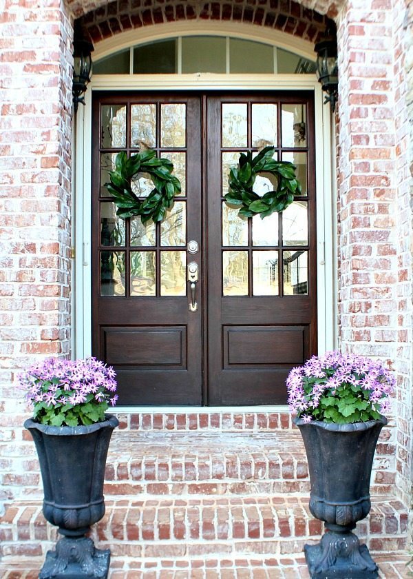 magnolia beautiful archway