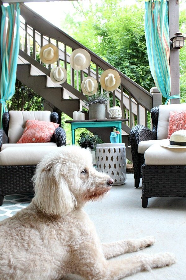 Relaxing space - Outdoor Entertaining Easy and Affordable at Refresh Restyle