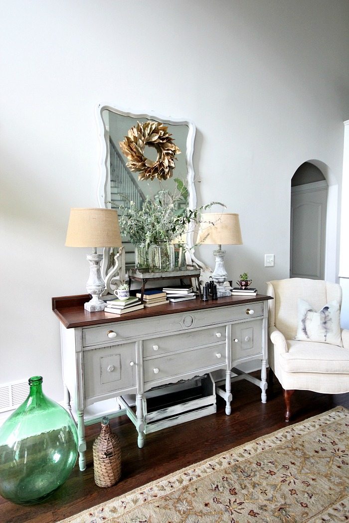 Light and Bright entry with painted furniture - lamps - mirror