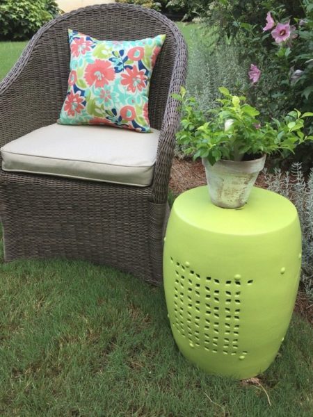 Garden Stool Makeover - Outdoor Paint - Refresh Restyle