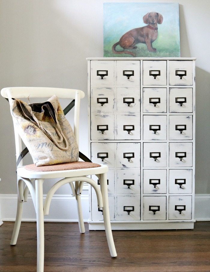 apothecary-makeover-with-chalk based paint maison-blanche