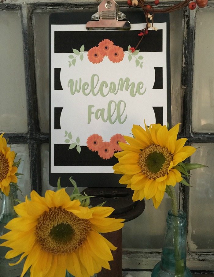 fall-decor-keep-it-simple-with-sunflowers-and-free-art