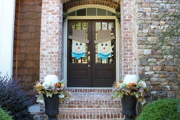fall-door-idea-and-it-reverses-to-a-winter-idea-at-refresh-restyle