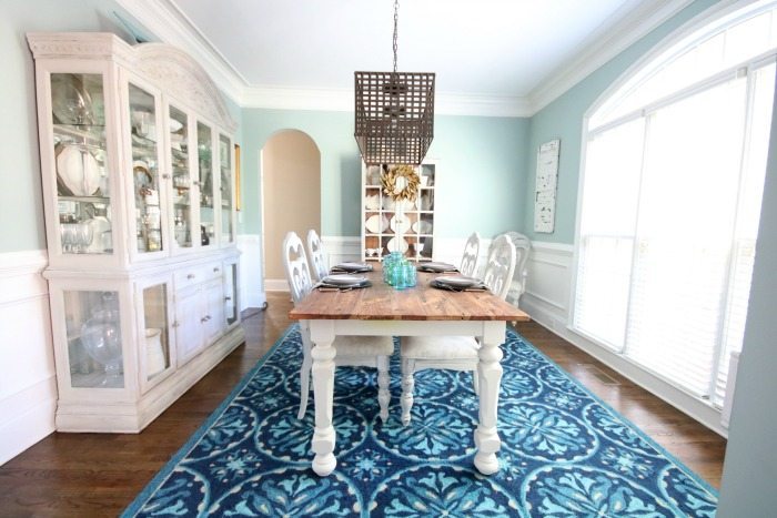 painted-furniture-looks-great-with-the-blue-walls-and-that-rug