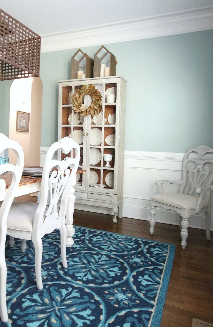 painted-pine-bookcase-with-natural-pine-inside-furniture-makeover