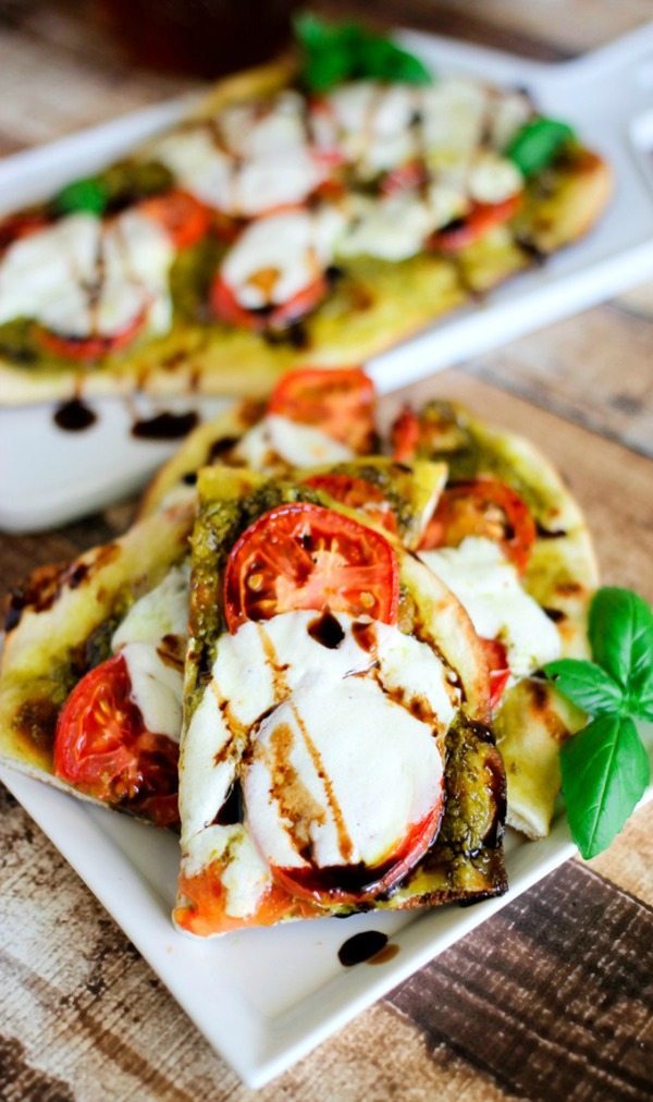 Grilled Caprese Flatbreads, 20 Easy Party Appetizers 