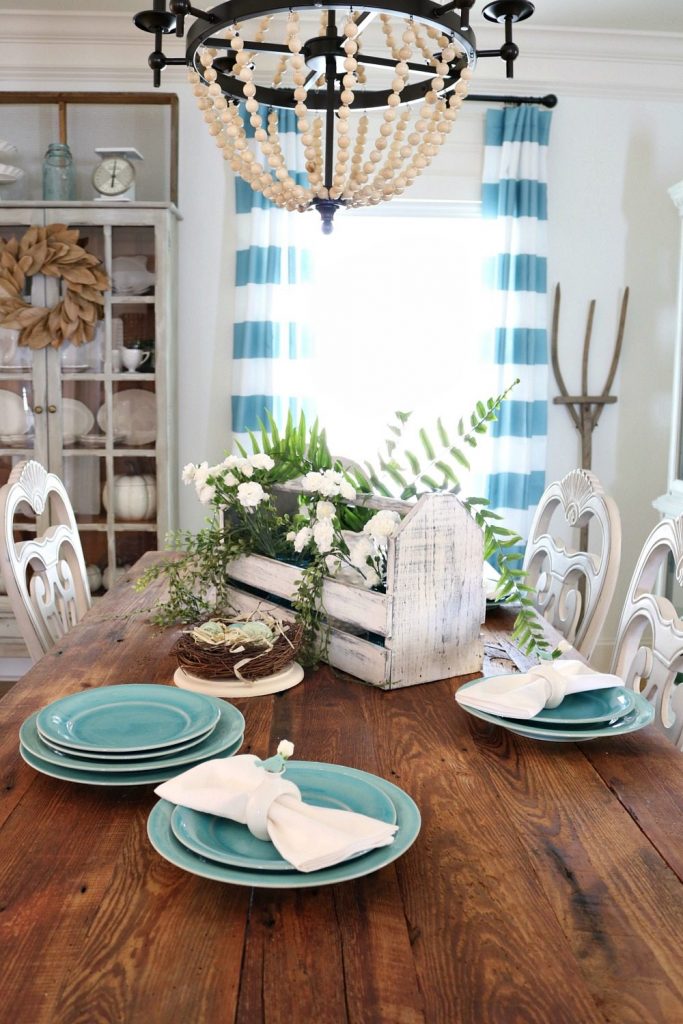 Aquas and turquoise fresh colors for spring at Refresh Restyle