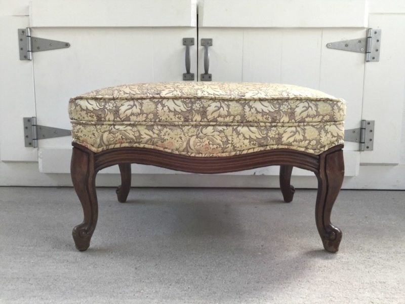 How To Paint A Fabric Ottoman Refresh Restyle