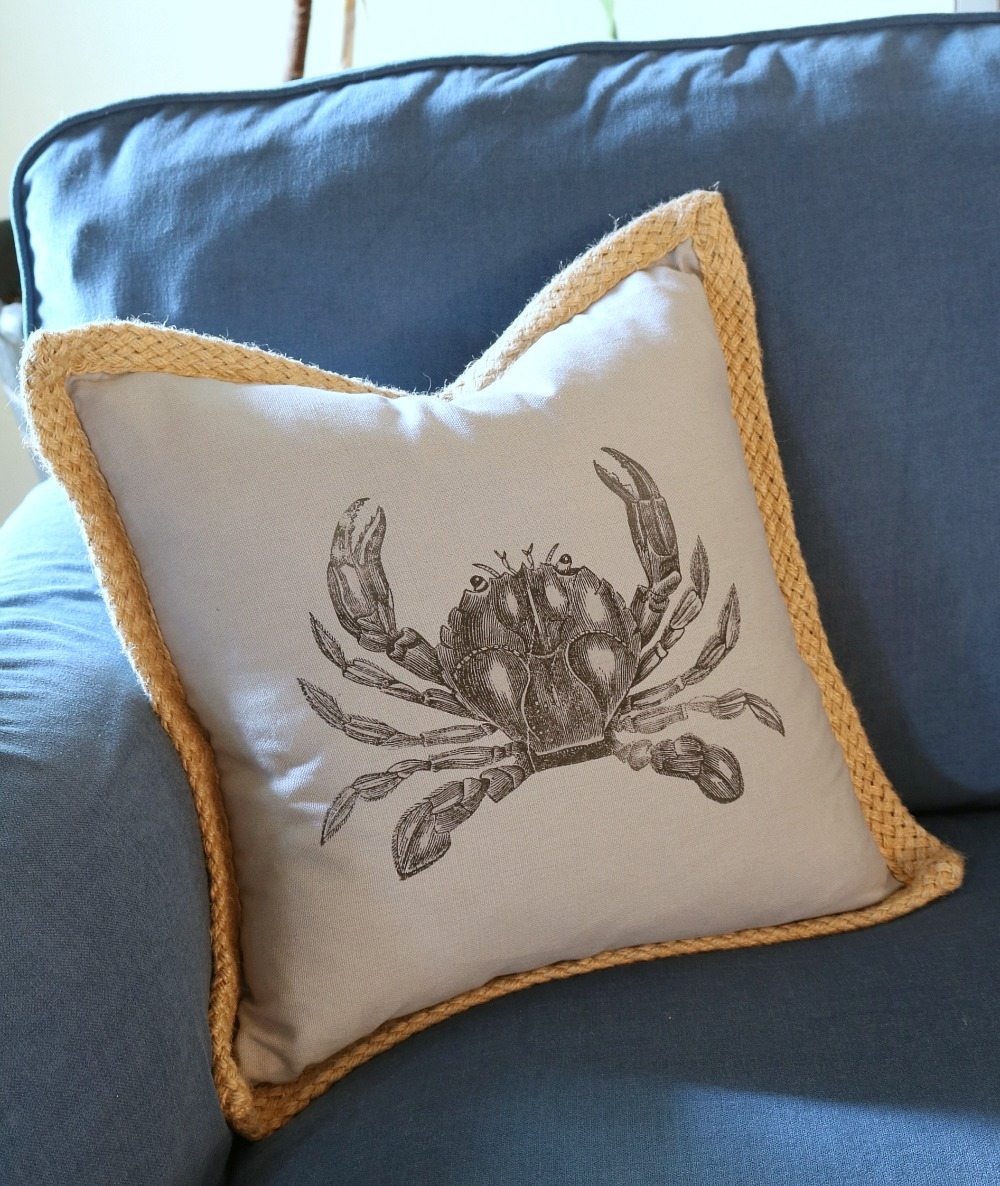 Make this crab pillow it's perfect for summer