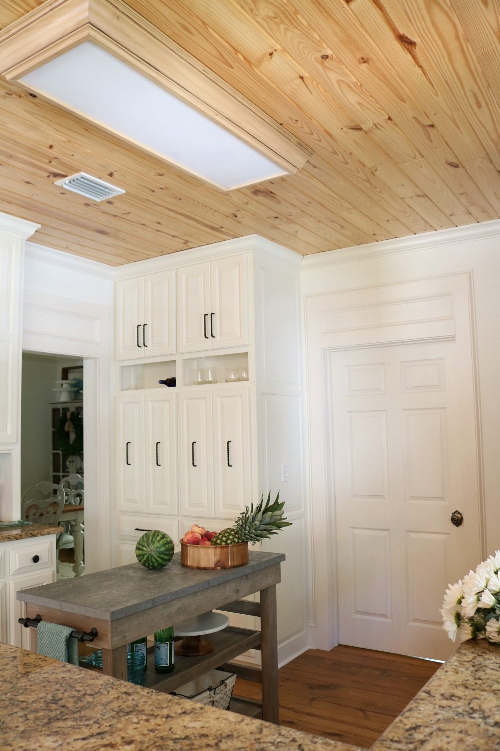 Great ceiling detail in the kitchen at Refresh Restyle