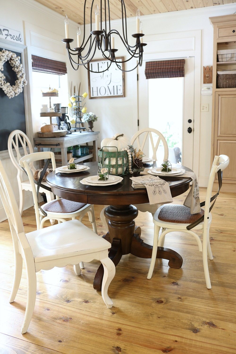 Pine floors and ceiling in the breakfast eating area at Refresh Restyle