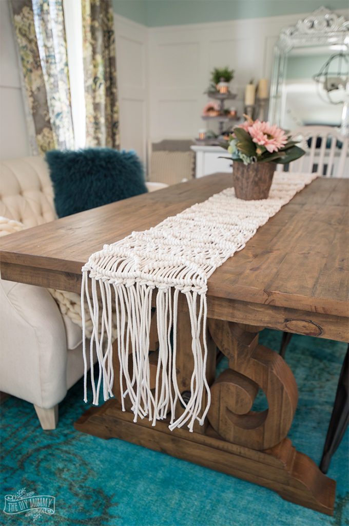 Anthropologie-Inspired-Macrame-Table-Runner-Tutorial-680x1024