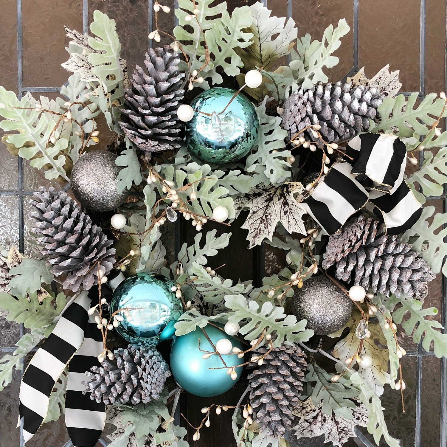 How to go from Fall to Christmas wreath