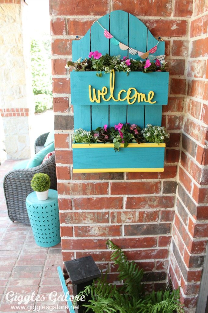 Front-Porch-Spring-Planter-Box