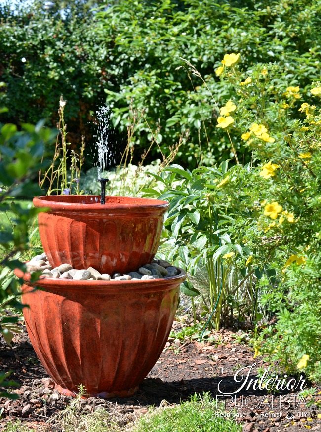 Solar Plant Pot Fountain 650