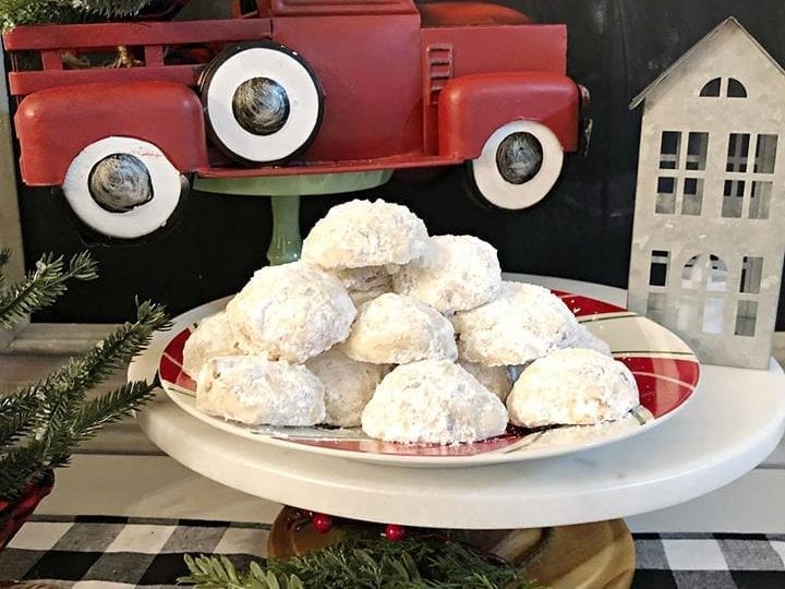 Snowball Pecan Cookies with Lemon