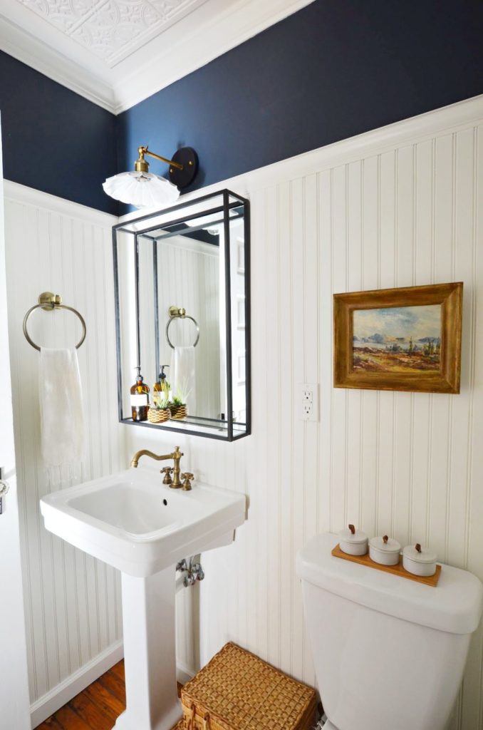 Navy-and-white-vintage-modern-powder-room-1