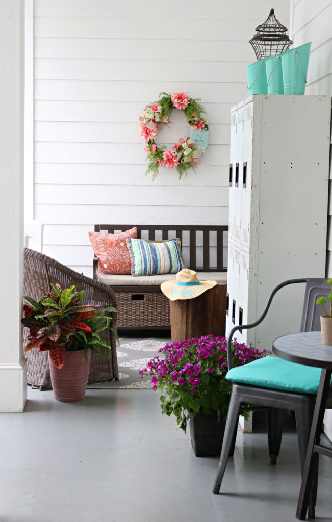 Side porch bench