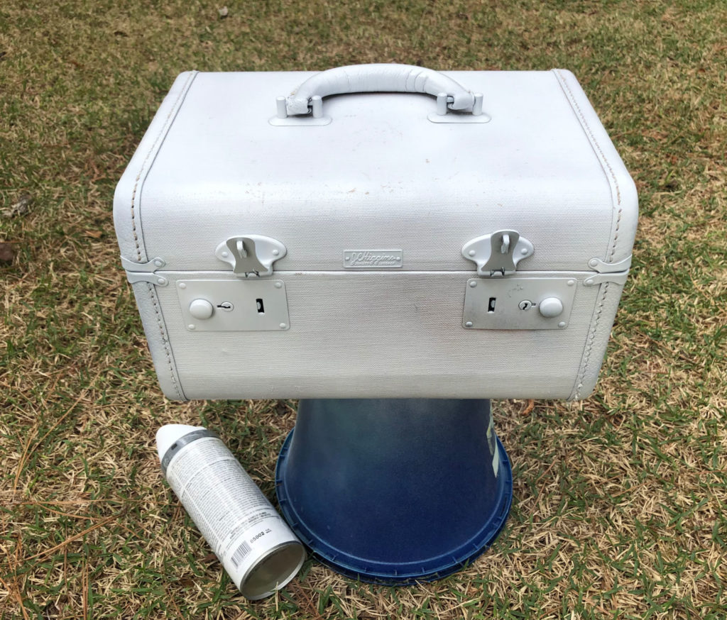 white train case - easy spray paint project - Vintage Train Case Makeover