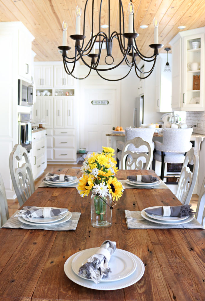 WHITE DISHES FARMHOUSE STYLE