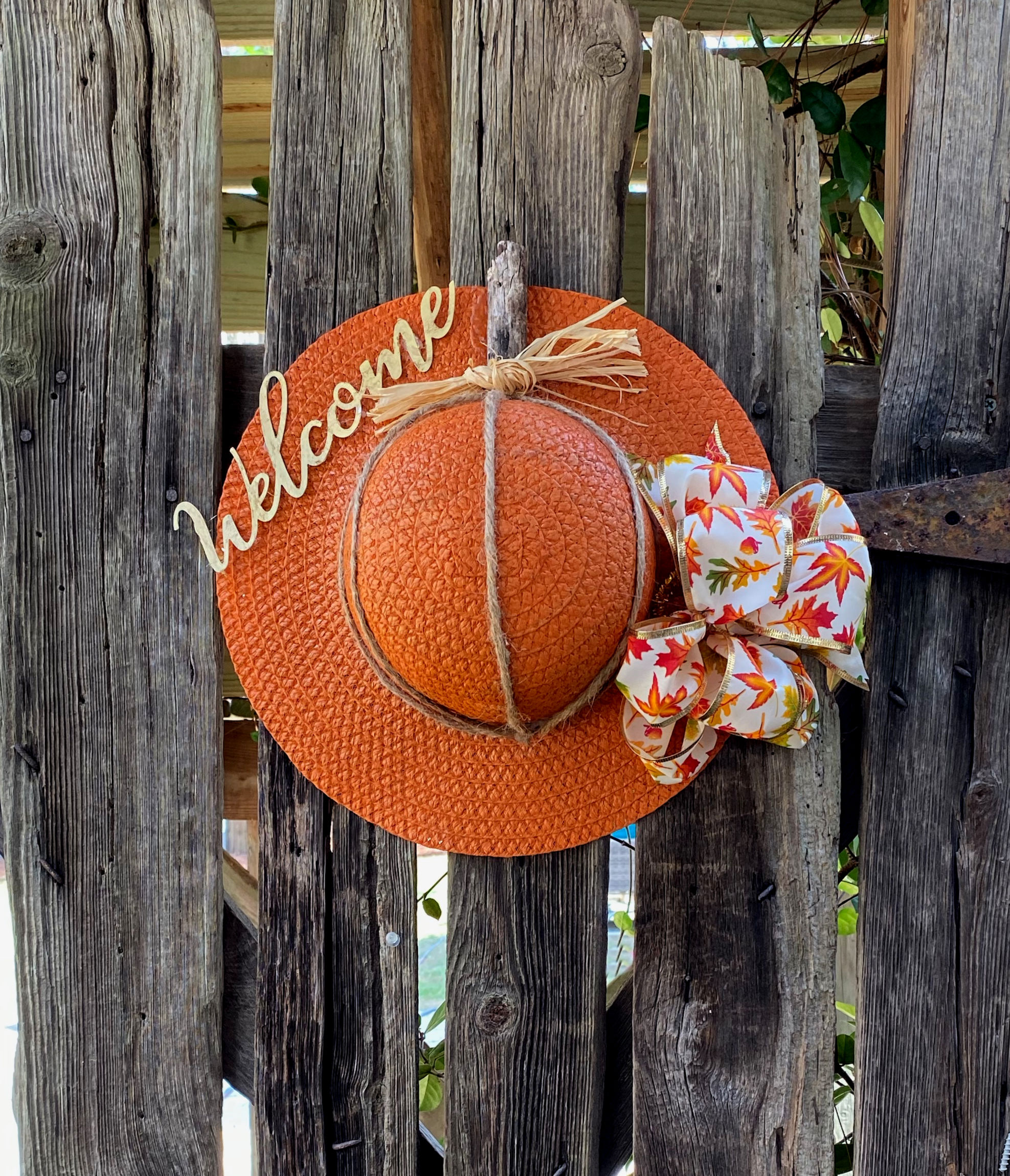 Fall Door Pumpkin Hat Idea