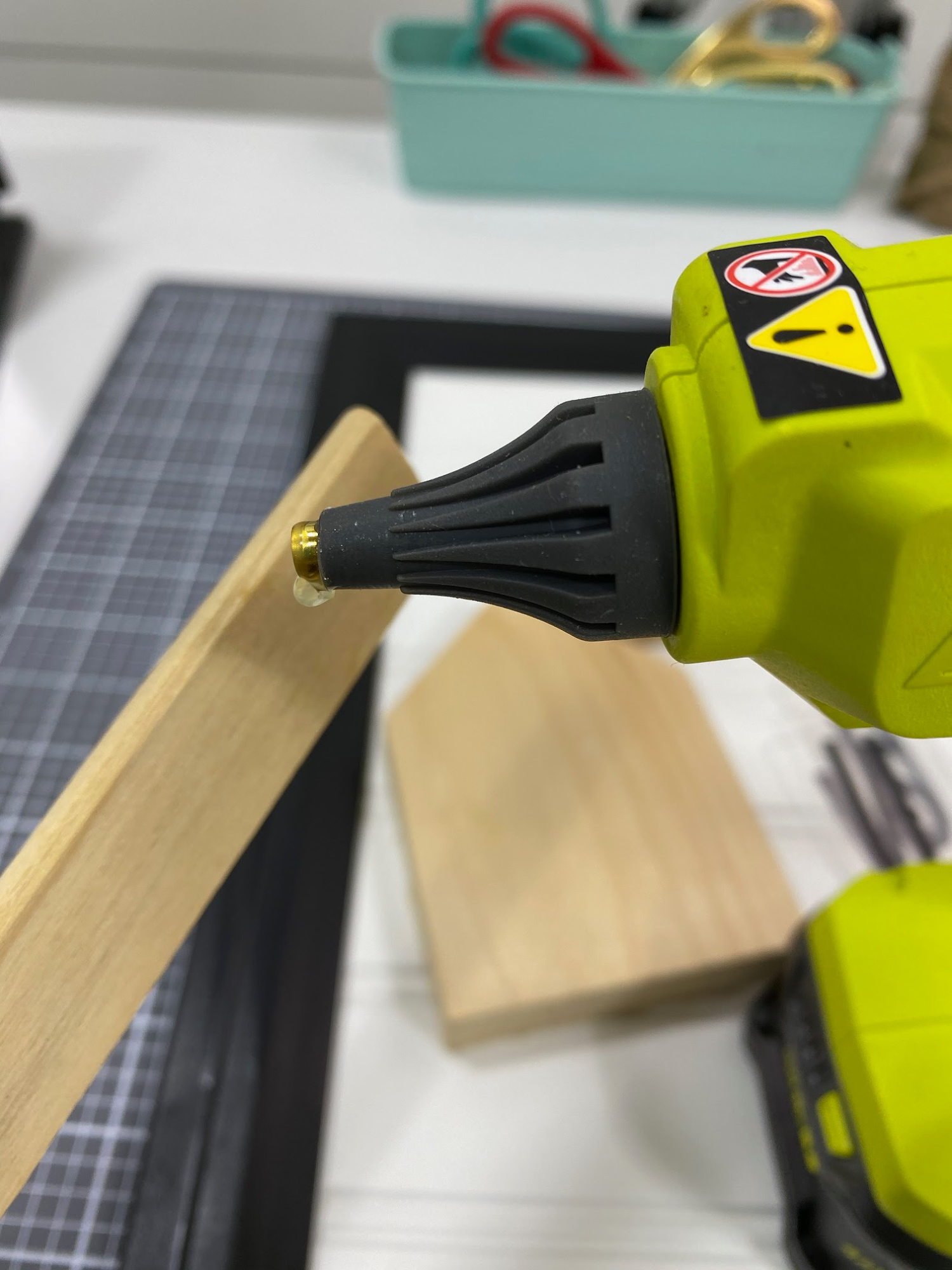 ryobi glue gun