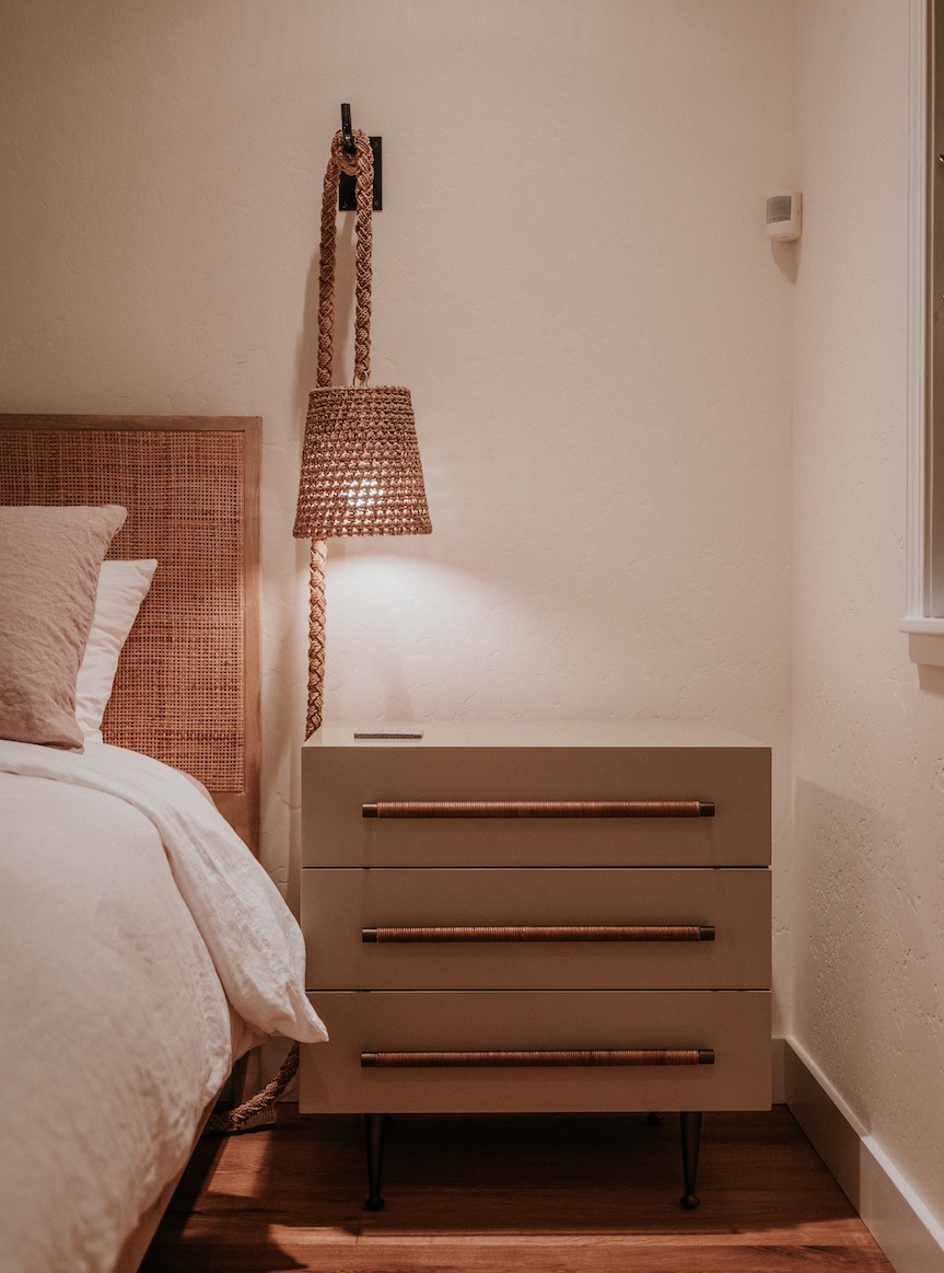 Boho Farmhouse Decor: The Ultimate Checklist - Refresh Restyle